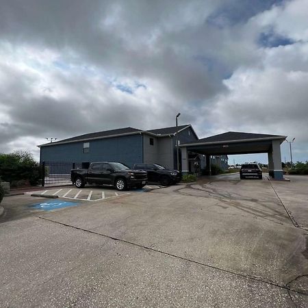Super 8 By Wyndham Lake Charles/Sulphur Extérieur photo