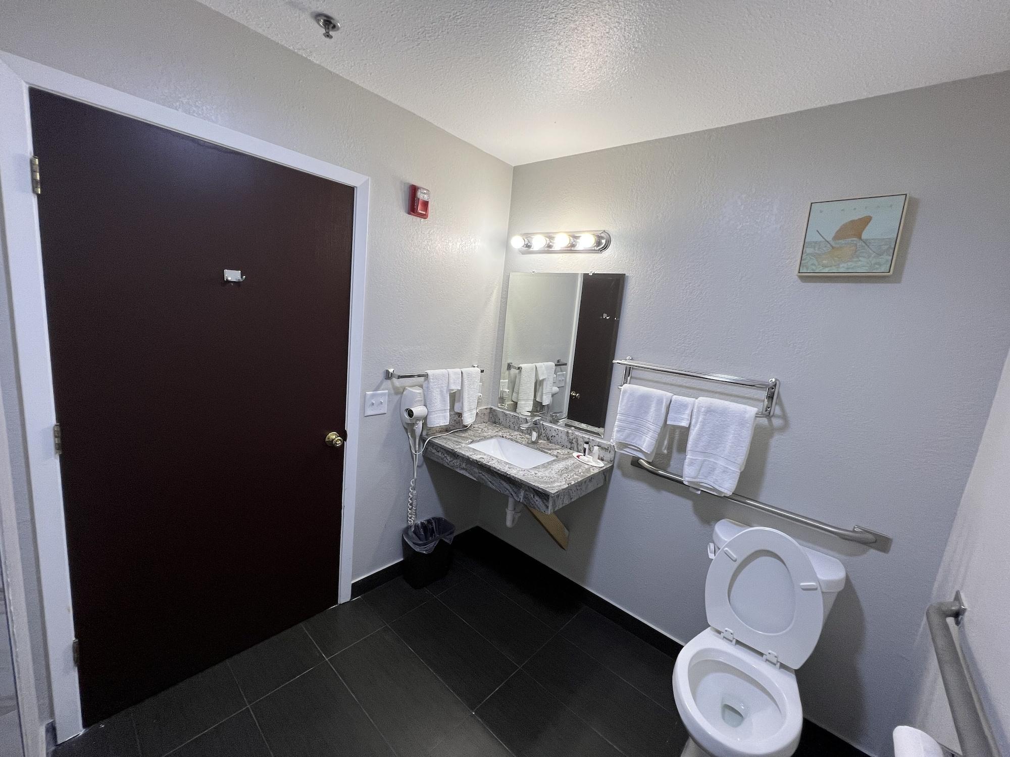Super 8 By Wyndham Lake Charles/Sulphur Extérieur photo